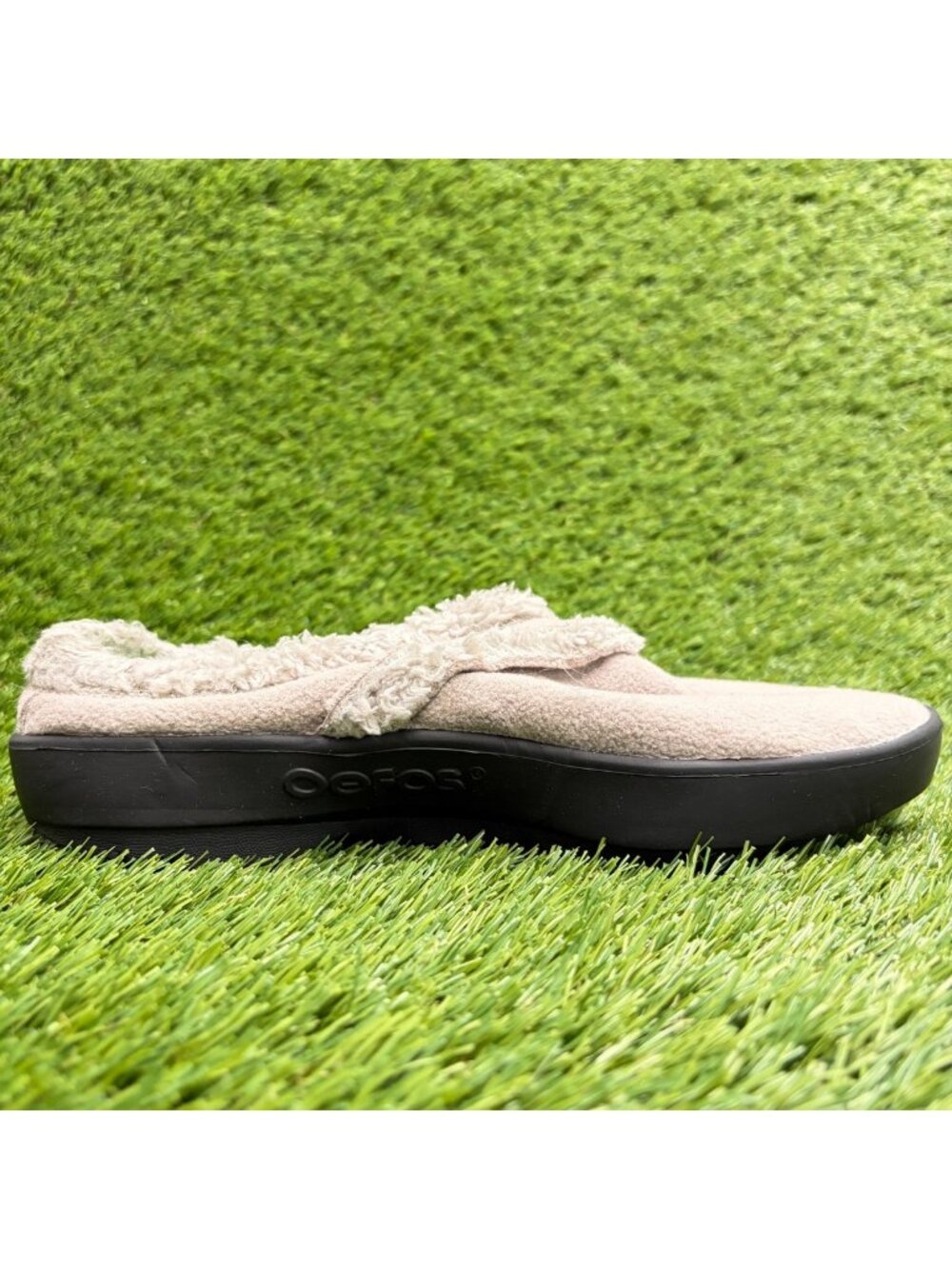 OOFOS OOcoozie Womens Size 7.5 Beige Black Casual Slip On Recovery Mules Shoes - Picture 4 of 10